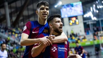 Catela celebra su segundo gol.