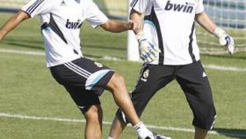 <strong>CONCENTRADO.</strong> Casillas no quiere que la situación de Robinho desconcentre al equipo de cara a la vuelta de la Supercopa.