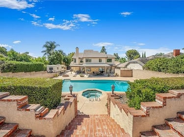 Una de las casas encantadas más populares de Hollywood está a la venta por más de 1 millón de dólares