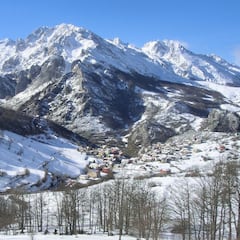 ¿Cuál es el día más frío del año en España según las temperaturas medias y mínimas?