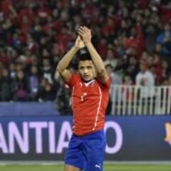Alexis ya es el segundo jugador con más partidos por Chile
