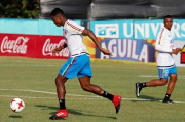 Primer entrenamiento de la Selección pensando en Bolivia