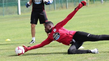 Francis, en un entrenamiento con el Deportivo.