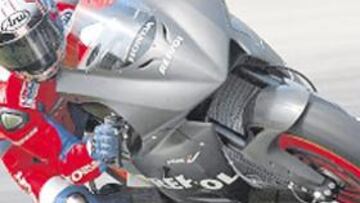 <b>RÁPIDO. </b>Pedrosa está mostrándose veloz en la pretemporada.