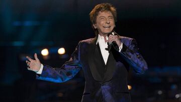Barry Manilow confiensa su homosexualidad a los 73 años.
