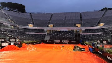 Djokovic-Tsitsipas, aplazado por la lluvia como el resto del día