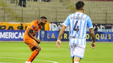 Magallanes se despidió de la Copa con un gol de taco y un debut frustrado