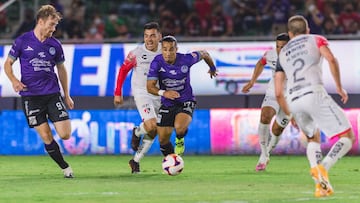 during the game Mazatlan FC vs Atlas, corresponding to the 15th round match of the Torneo Guard1anes Clausura 2021 of the Liga BBVA MX, at Kraken Stadium, on April 16, 2021. <br><br> durante el partido Mazatlan FC vs Atlas, correspondiente