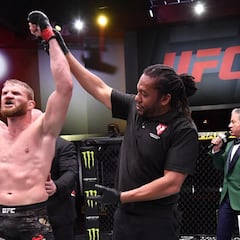 Blachowicz descarta a Jon Jones: "No es mi problema"