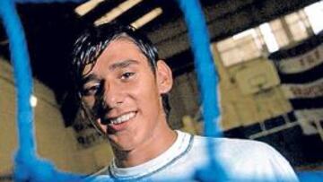 <b>EXPECTANTE.</b> Salvio seguirá desde Argentina las conversaciones entre el club del Manzanares y su agente.