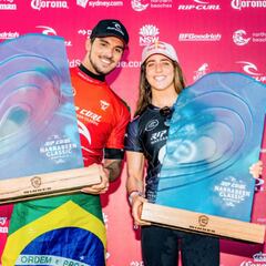 Caroline Marks y Gabriel Medina ganan el Narrabeen Classic
