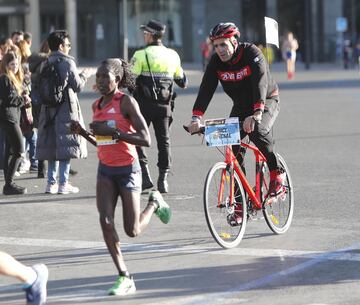 El exciclista Miguel Induráin ha estado presente en la carrera.