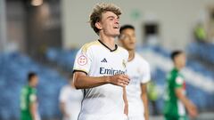 20/04/24
PARTIDO DE PRIMERA FEDERACION
CASTILLA - ALCOYANO
10 NICO PAZ  ALEGRIA 