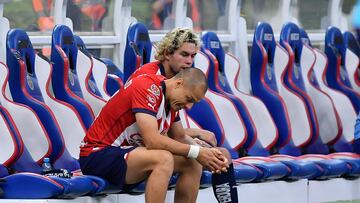 Cade Cowell y Chicharito, los desaparecidos en Chivas