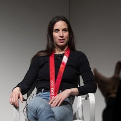 La visita de Queralt Castellet a AS: "El snowboard es mi vida"