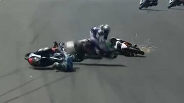 Terrible accidente en carrera de motos en Australia