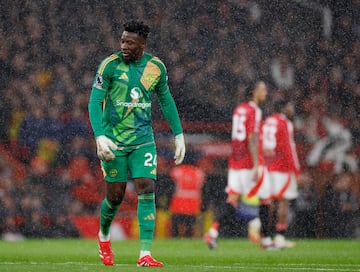 Andr Onana, jugador del Manchester United, tras encajar un gol ante el Ipswich Town.