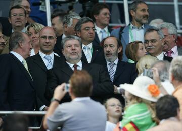 En 2006, durante el Mundial de Alemania en el palco del partido entre España y Arabia Saudí.