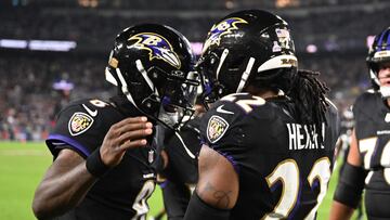 Derrick Henry logró la carrera más larga en la historia de la franquicia de 87 yardas en la victoria de los Ravens sobre Bills. Greg Fiume/Getty Images/AFP (Photo by Greg Fiume / GETTY IMAGES NORTH AMERICA / Getty Images via AFP)