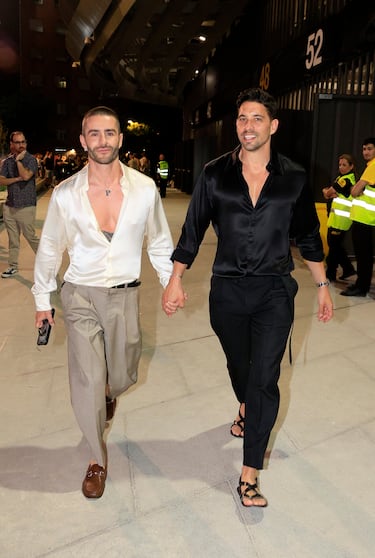 Pelayo Díaz y su novio asisten al concierto de Luis Miguel en el estadio Santiago Bernabéu.