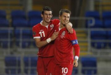 Gareth Bale y Aaron Ramsey suman 7 goles oficiales con Gales.