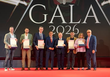 El triatlón premia a su ‘familia’: “España es un referente”