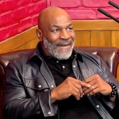 Tony Hawk reta a Mike Tyson a subirse a una tabla de skate: el final es épico