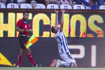  Luis Chavez celebrates his goal 3-0 of Pachuca during the game Pachuca vs Monterrey, corresponding to day 16 of the Torneo Clausura Grita Mexico C22 of Liga BBVA MX, at Hidalgo Stadium, on April 23, 2022.

<br><br>

Luis Chavez celebra su gol 3-0 de Pachuca durante el partido Pachuca vs Monterrey, correspondiente a la jornada 16 del Torneo Clausura Grita Mexico C22 de la Liga BBVA MX, en el Estadio Hidalgo, el 23 de Abril de 2022.