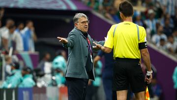 El comentarista David Faitelson criticó el planteamiento de Gerardo 'Tata' Martino con el que México perdió ante Argentina en el Mundial.