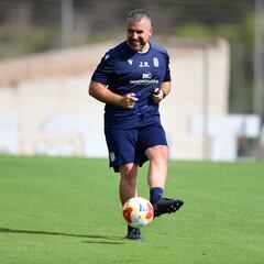 Javi Rey: “Se da todo para que se vea un gran partido”