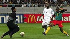 El hechizo de Etoo salva a Camerún