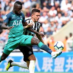Davinson, figura en el inicio de la Premier League para Tottenham
