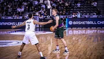 Alberto D&iacute;az, durante un partido de la Basketball Champions League.