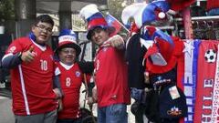 En las calles de Chile se vive con pasión la Copa América, aunque no están felices por el juego de su selección.