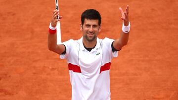 Djokovic battles through to book Verdasco showdown