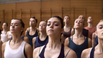 Imagen de las gimnastas de la selección española de gimnasia rítmica durante el rodaje del spot 'Creer es oro'.