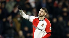 Santiago Giménez y su deslumbrante cierre de año