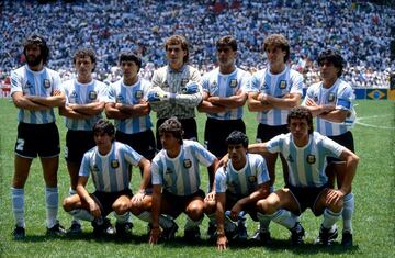 Pumpido, Brown, Cucciuffo, Ruggeri, Giusti, Olarticoechea, Batista, Enrique, Maradona, Burruchaga y Valdano fueron los once elegidos por Carlos Bilardo para jugar la final de la Copa del Mundo. En definitiva:: Maradona y diez m¨¢s.
