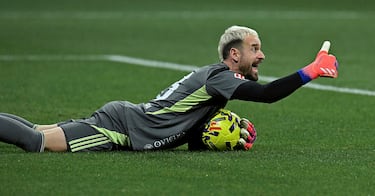 El portero oviedista demuestra cada jornada es uno de los mejores de la categoría. De hecho, el equipo asturiano suma puntos gracias a él. Ante el mallorca otro claro ejemplo.