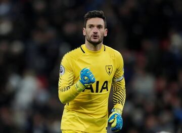 A pesar de que el Olympique hizo todo lo posible por retener a Hugo Lloris, no pudieron retenerlo. La atracción de la Premier League fue mayor y el portero francés se marchó al Tottenham por 13 millones de euros. 