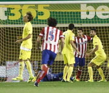 Gol 0-1 de Mario en propia puerta