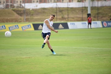 La Selección Colombia entrena de cara al partido frente a Venezuela este martes por las Eliminatorias a Qatar 2022.