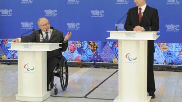 Philip Craven, presidente del Comit&eacute; Ol&iacute;mpico Internacional, y Vladimir Putir, m&aacute;ximo dirigente de Rusia. 