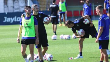 David García, junto a Vicente Moreno en un entrenamiento.