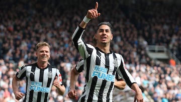 Ayoze Perez celebra su gol. 