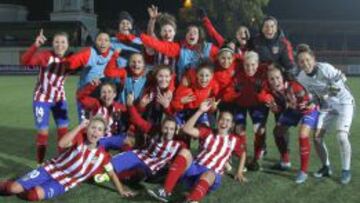 El Atlético Féminas celebra en Moscú su heroico pase a los octavos de la Champions.
