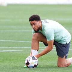 La venta de Danjuma se enfría