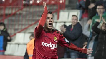 Tejera celebrando un gol.