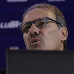 Vargas explicó el cuidadoso contrato que tendrá el nuevo DT