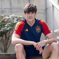 El Nápoles quiere a Javi Guerra